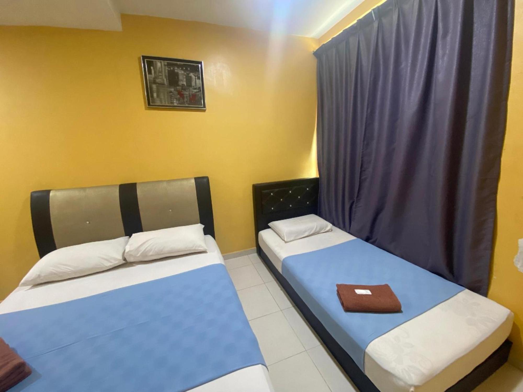 Oyo 91065 Hotel De Anjung Muadzam Shah Экстерьер фото